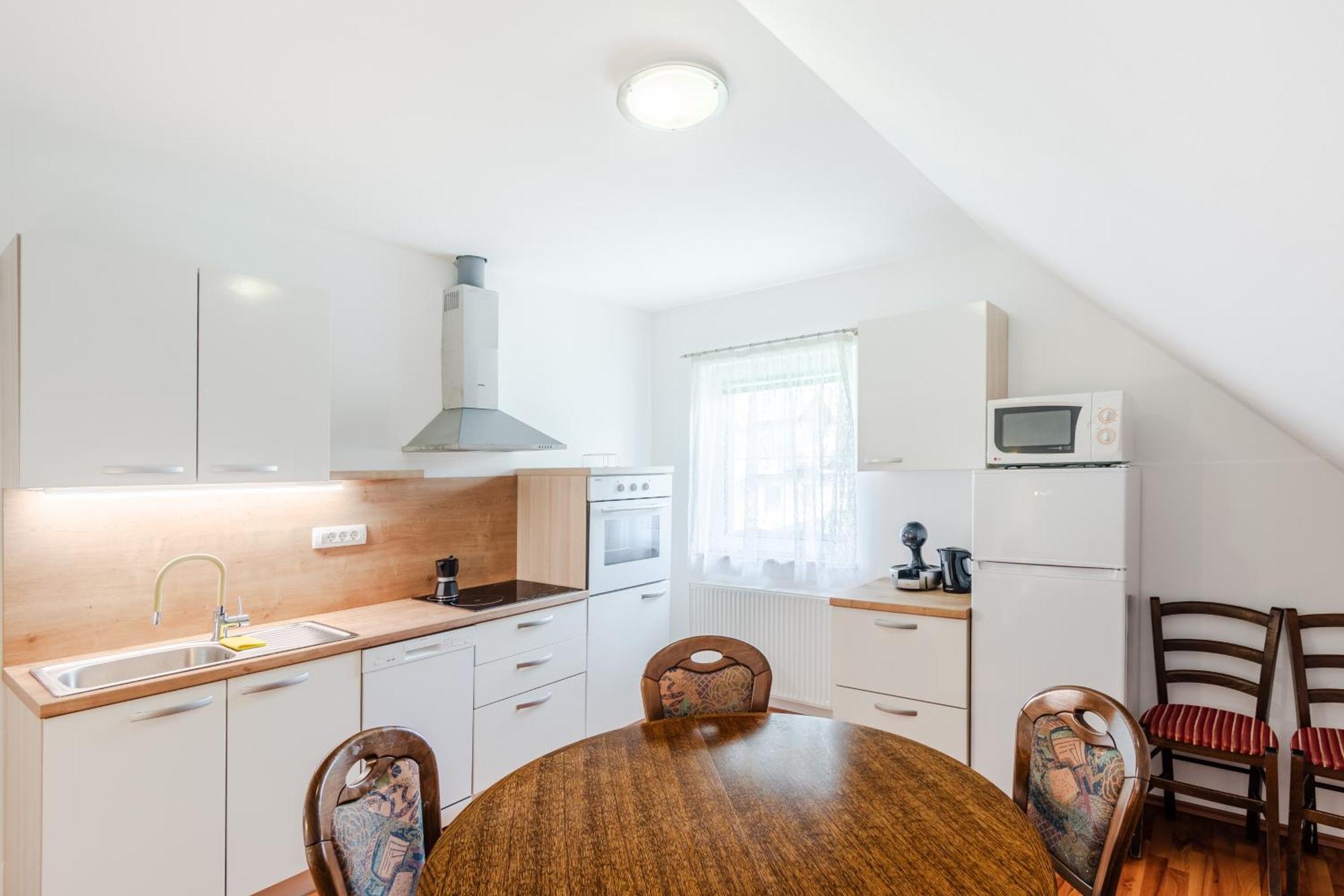 Apartment Pr' Stajercu With Free Onsite Parking Bovec Kültér fotó